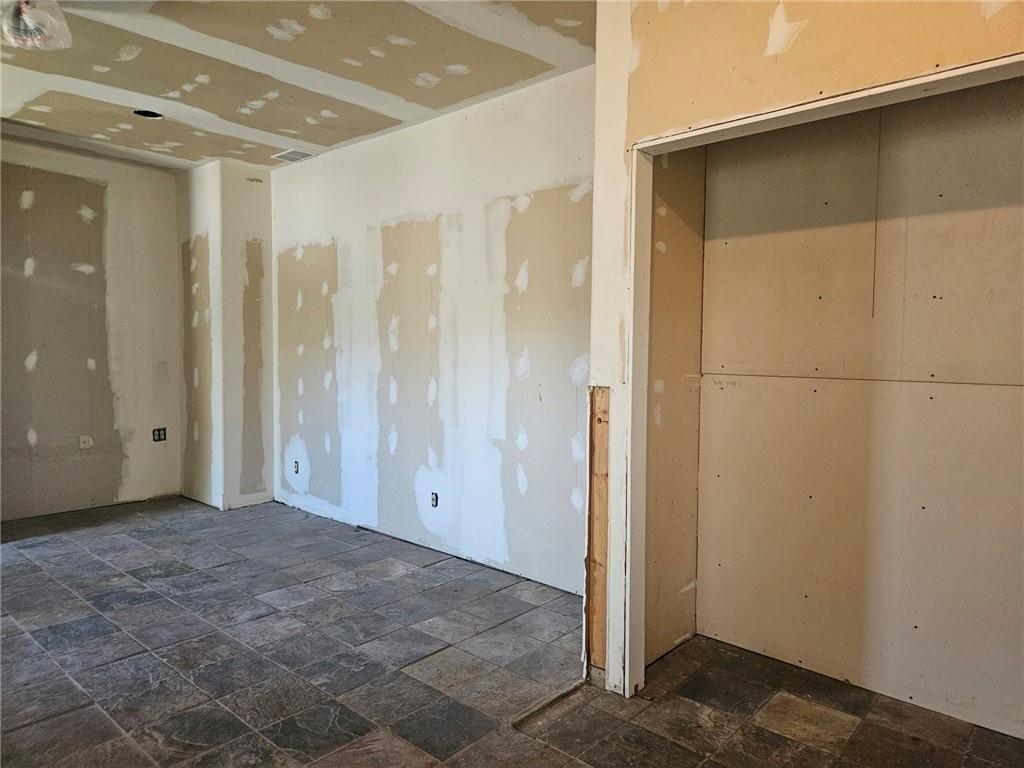 11303 E Sheley Road Property Photo 14