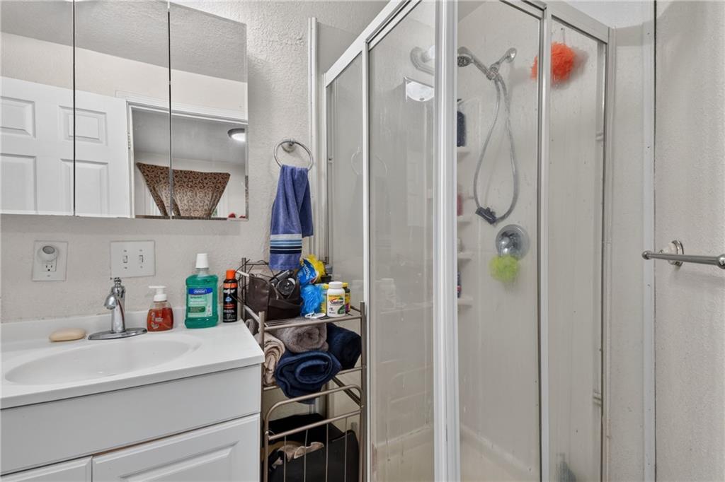 440 W Broadway Street Property Photo 19