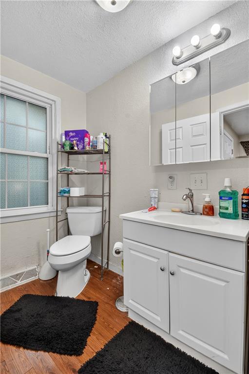 440 W Broadway Street Property Photo 20