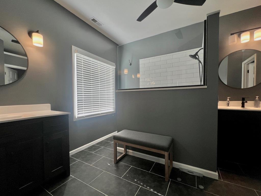 2208 Riviera Drive Property Photo 13