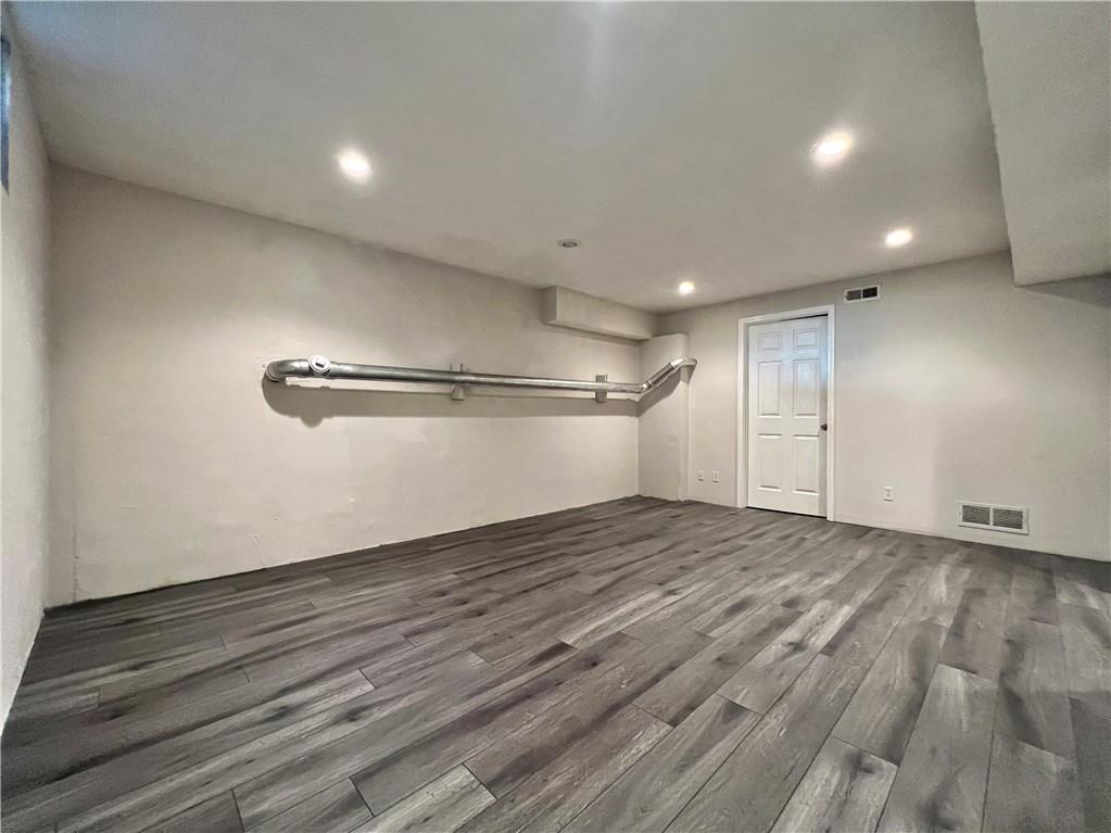 2208 Riviera Drive Property Photo 19