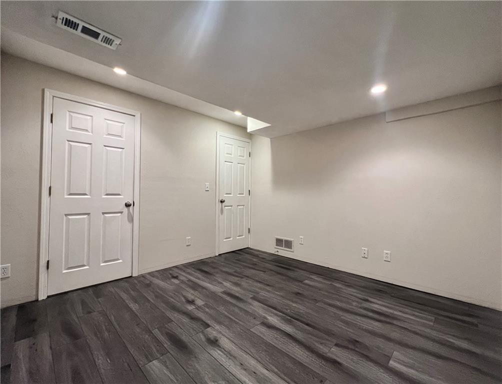 2208 Riviera Drive Property Photo 21