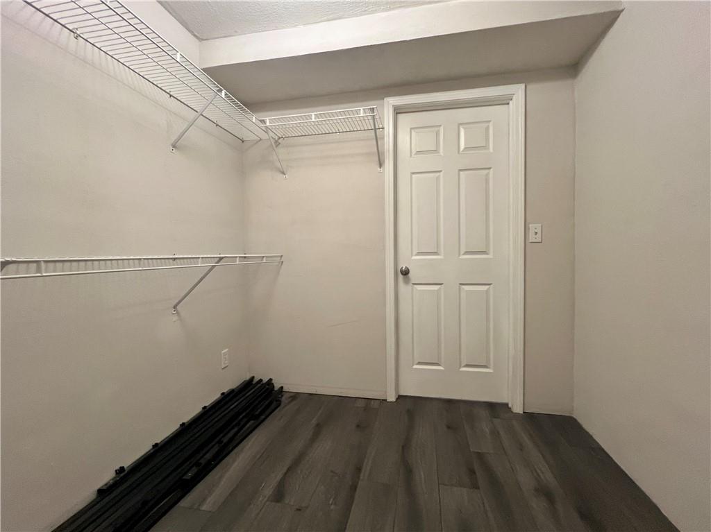 2208 Riviera Drive Property Photo 22