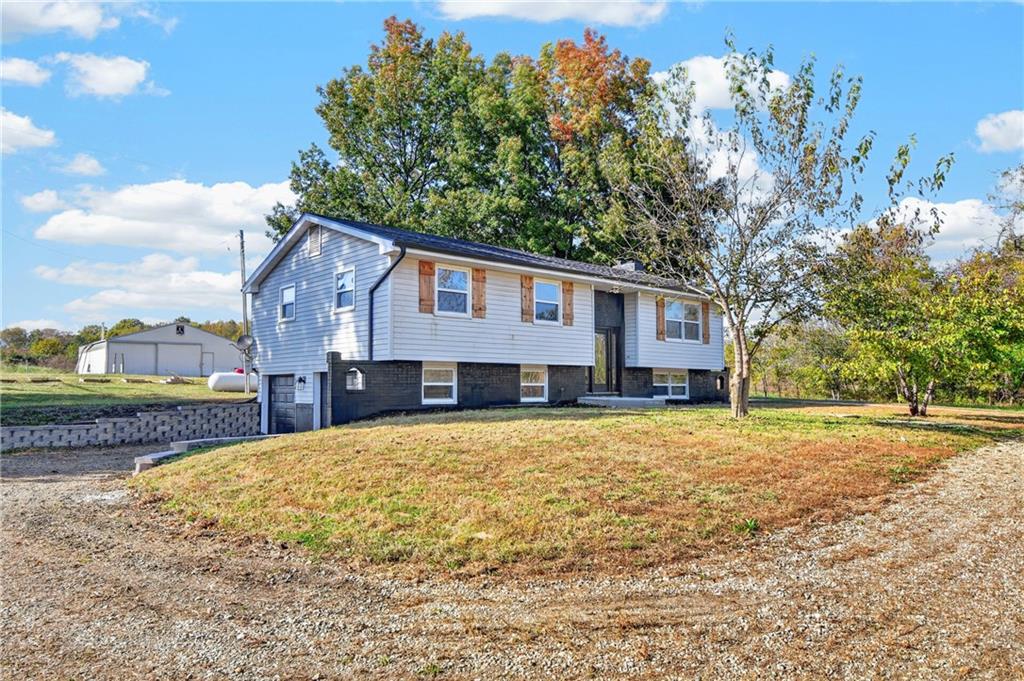 26502 Blinker Light Road Property Photo 3