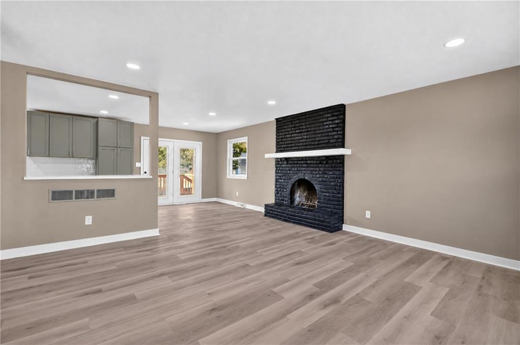 26502 Blinker Light Road Property Photo 6