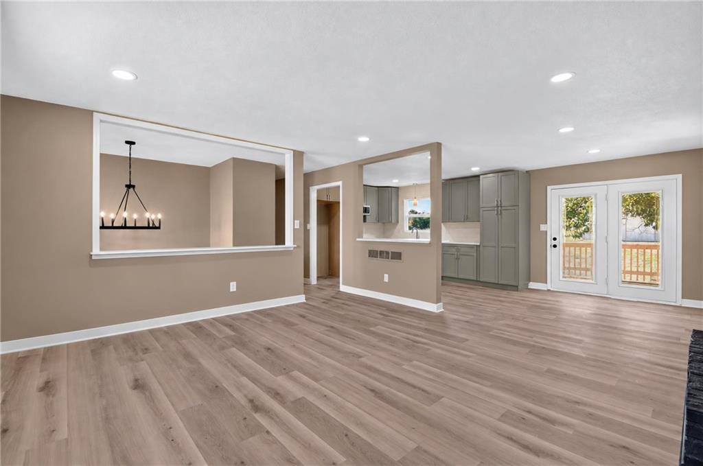 26502 Blinker Light Road Property Photo 7