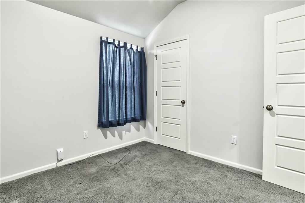 713 Hidden Meadows Drive Property Photo 24