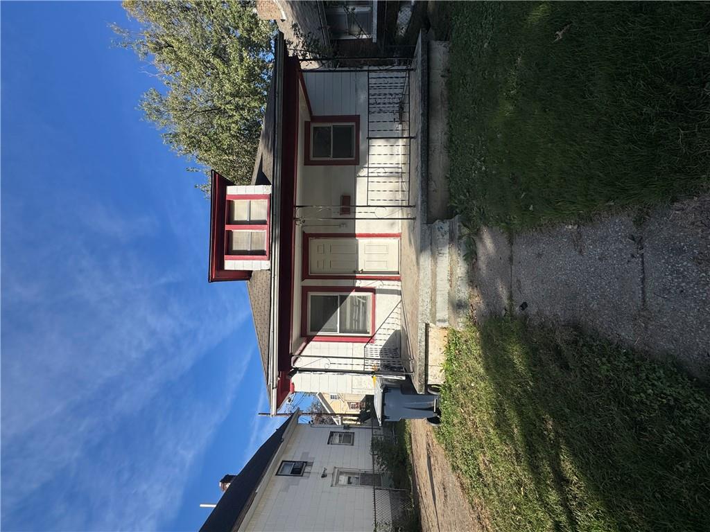 316 S White Avenue Property Photo 1
