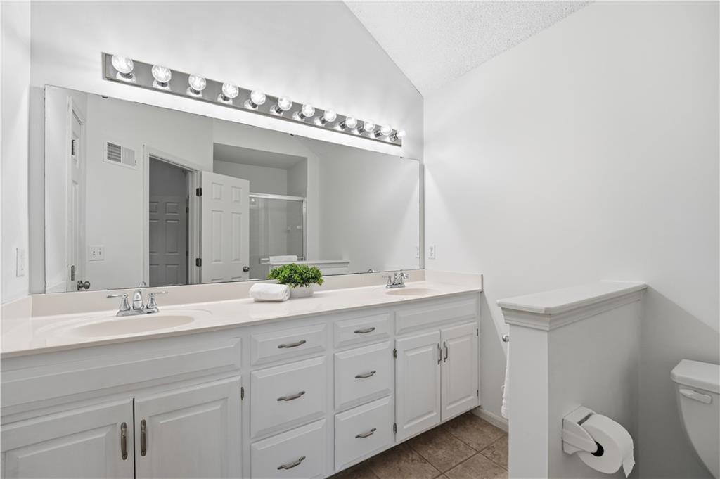18470 W 161st Street Property Photo 22