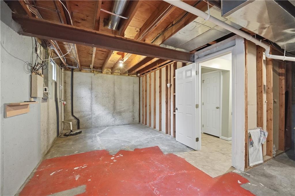 18470 W 161st Street Property Photo 41