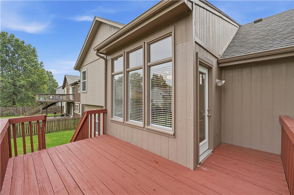 18470 W 161st Street Property Photo 42