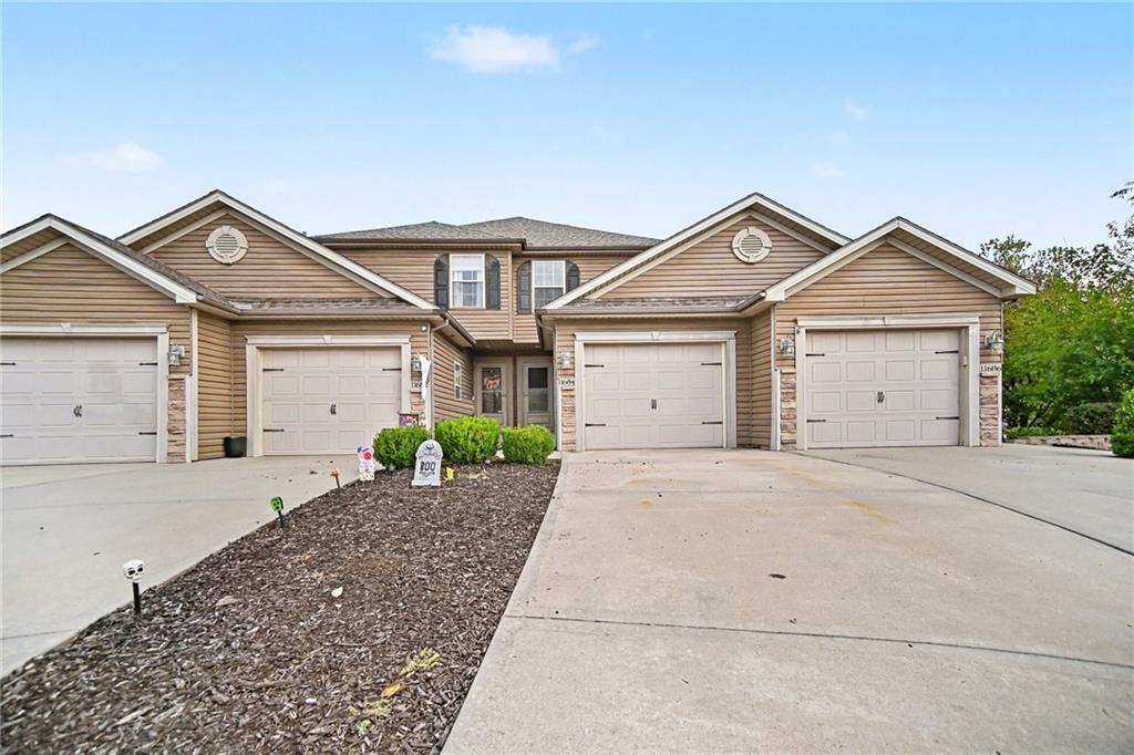 11684 N Ewing Avenue Property Photo 1
