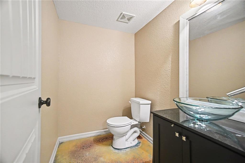 11684 N Ewing Avenue Property Photo 26