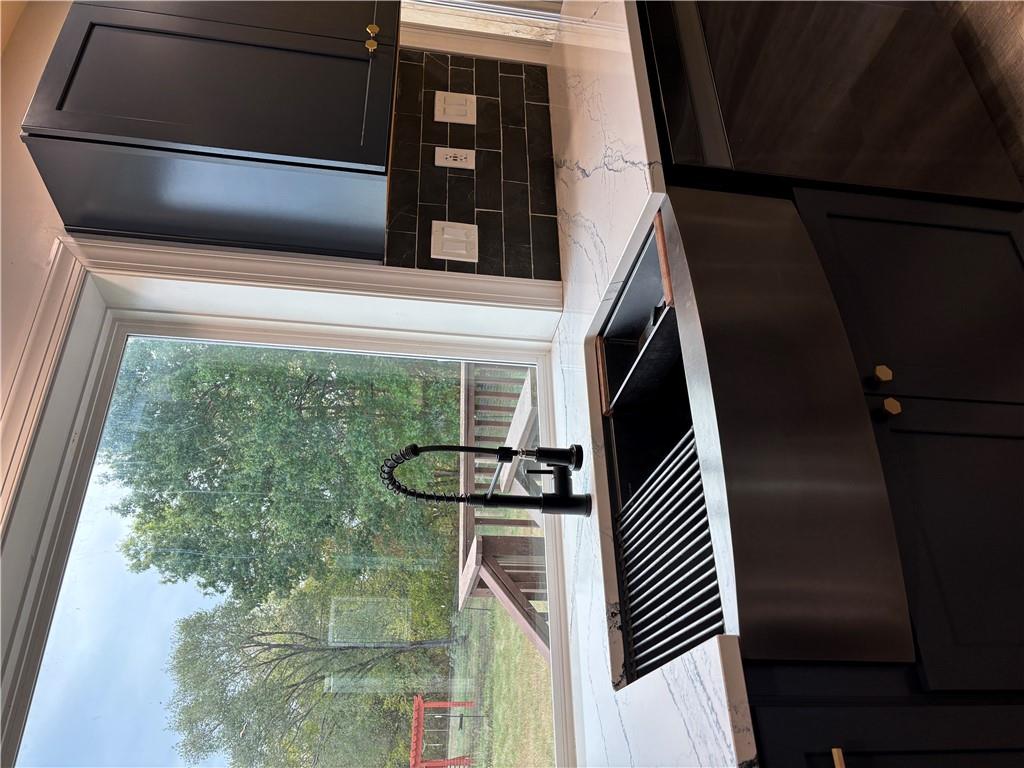 16190 W 289th Street Property Photo 2