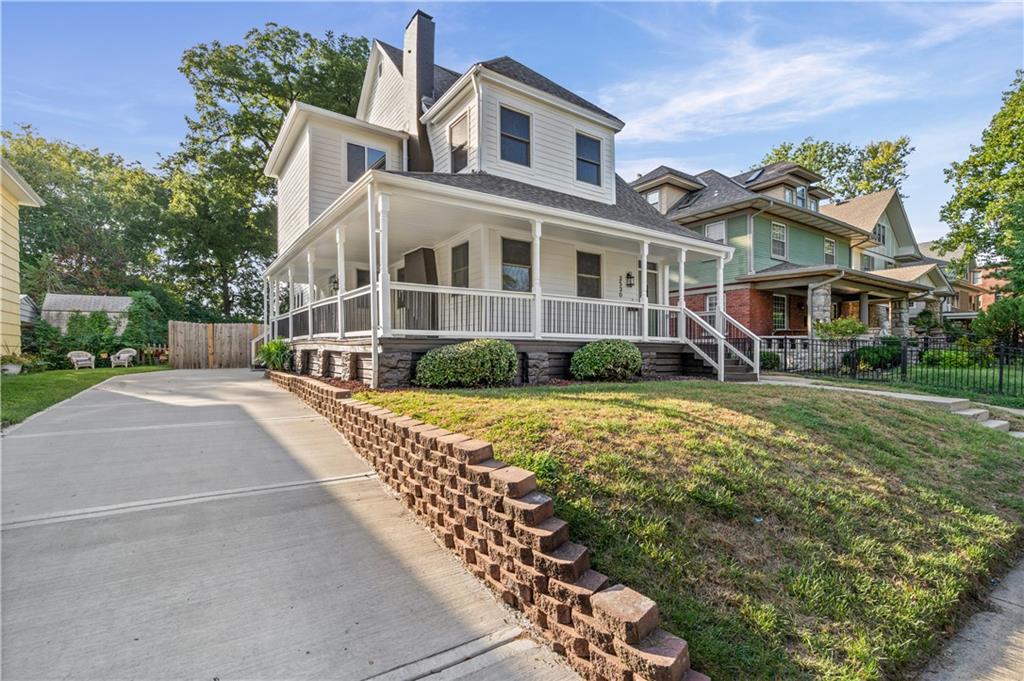 3530 Kenwood Avenue Property Photo 3