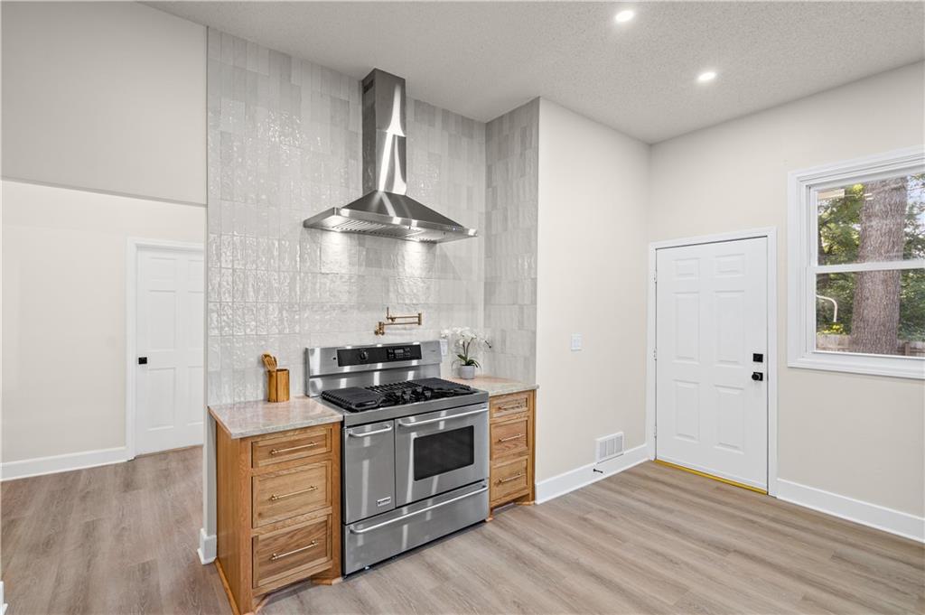 3530 Kenwood Avenue Property Photo 15