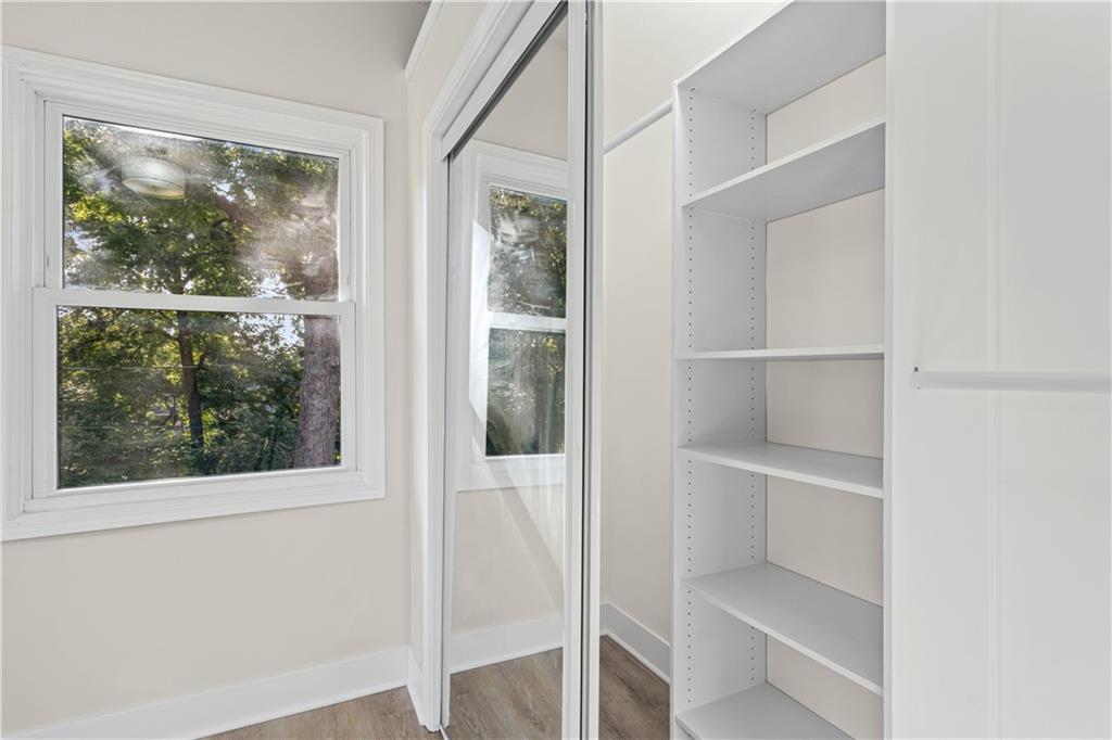 3530 Kenwood Avenue Property Photo 39