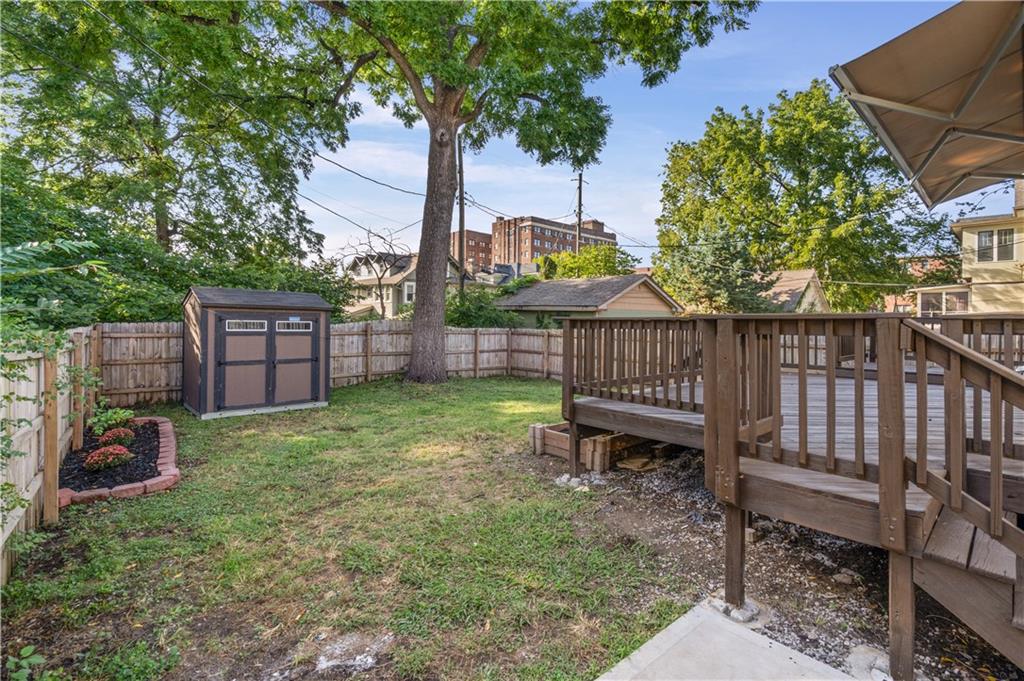 3530 Kenwood Avenue Property Photo 46