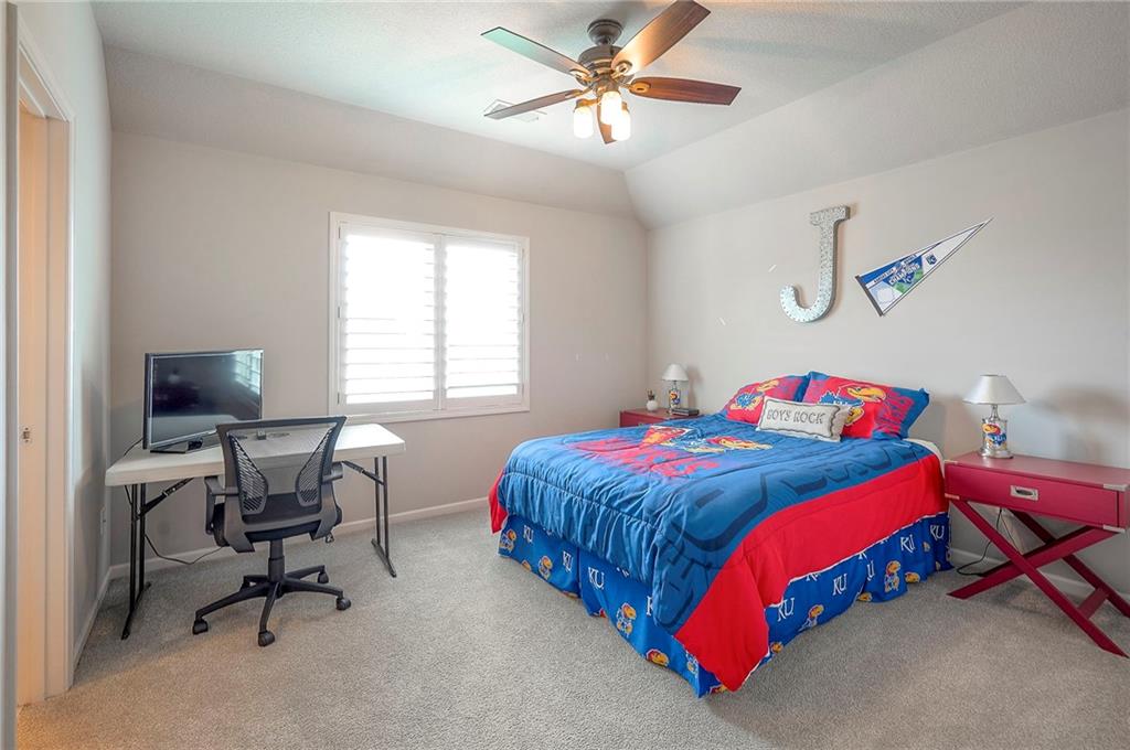 16700 Stearns Street Property Photo 67