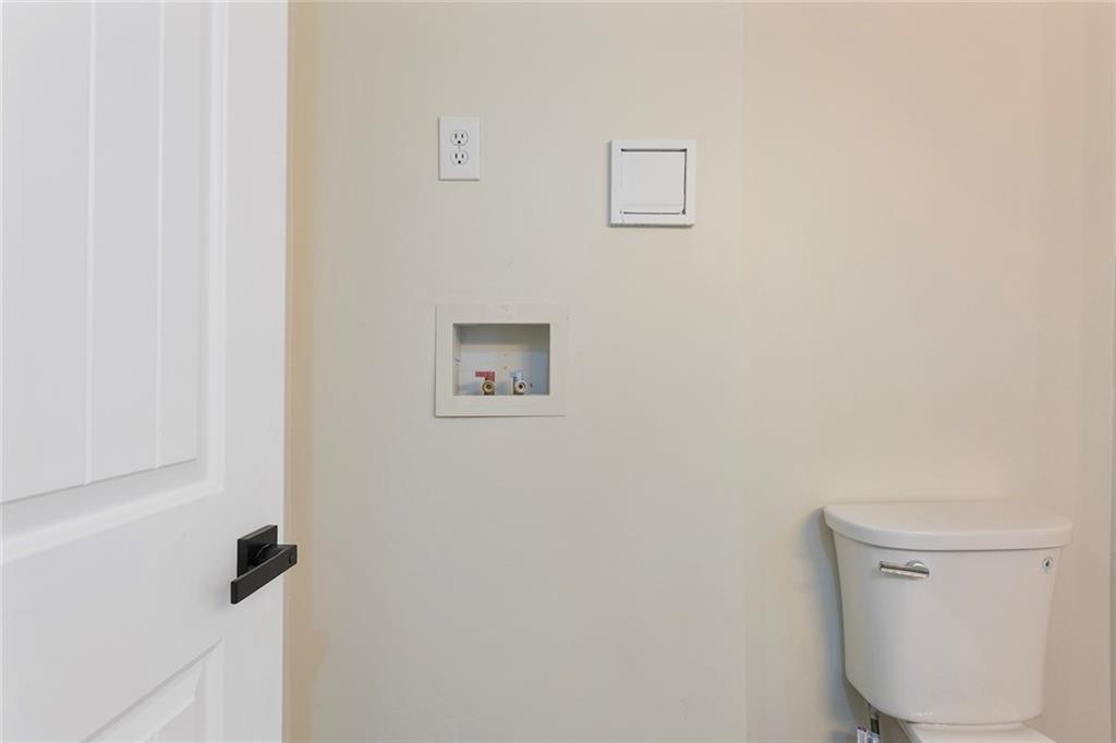 1001 Ne 46th Terrace Property Photo 28