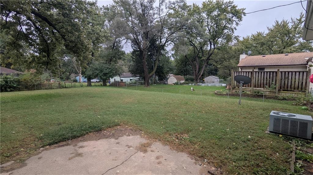 8507 Spring Valley Road Property Photo 4