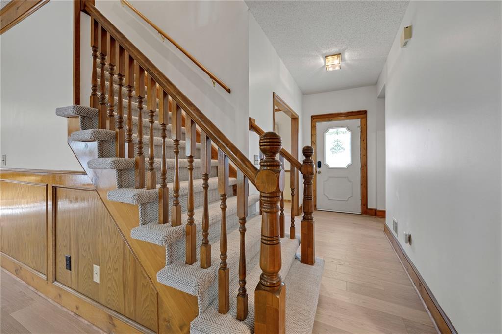 15221 W 84th Terrace Property Photo 6