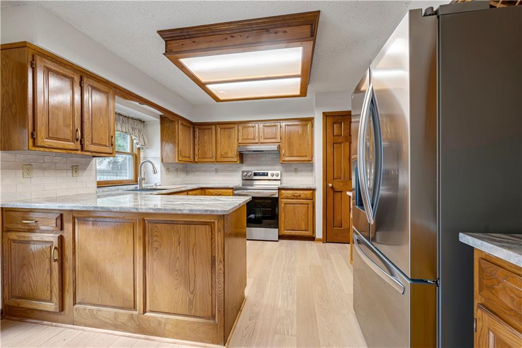 15221 W 84th Terrace Property Photo 15