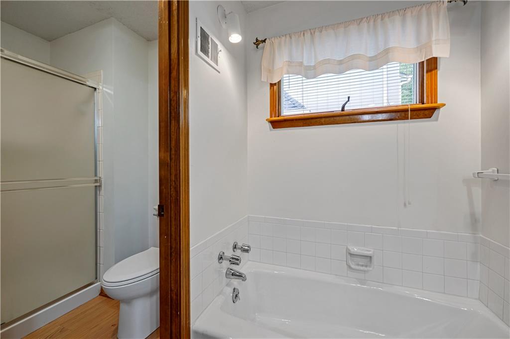 15221 W 84th Terrace Property Photo 30