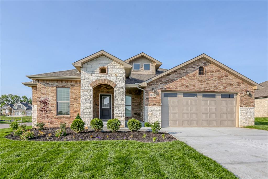 18989 W 170th Place Property Photo 1