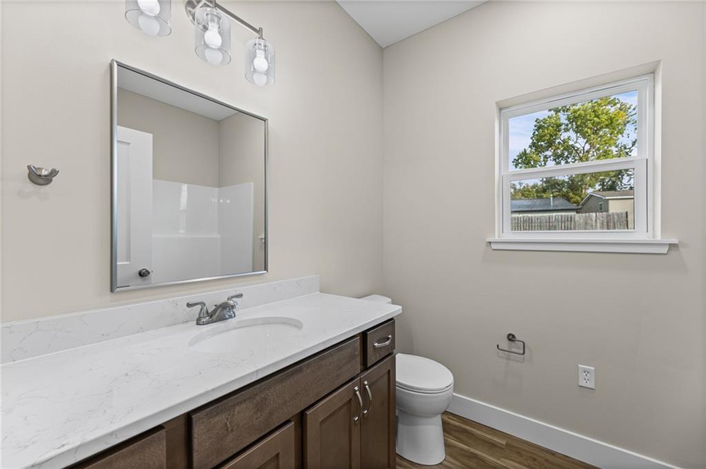 915 5th Street Terrace Property Photo 23