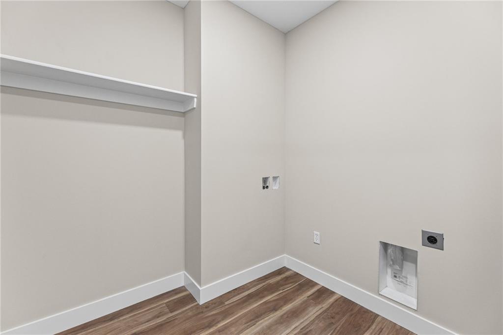 915 5th Street Terrace Property Photo 24