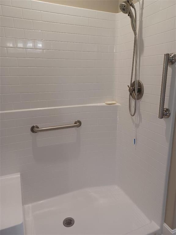 916 Cedar Court Property Photo 12