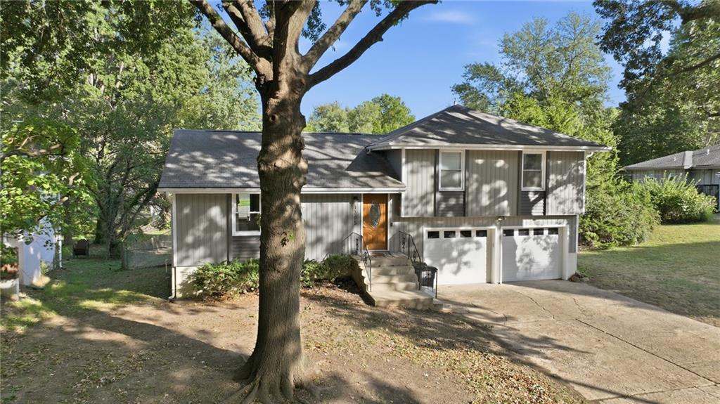 1305 Madison Street Property Photo 3