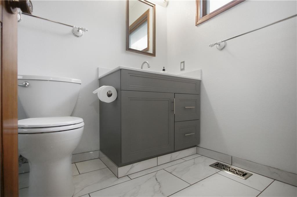 28140 Hospital Drive Property Photo 21
