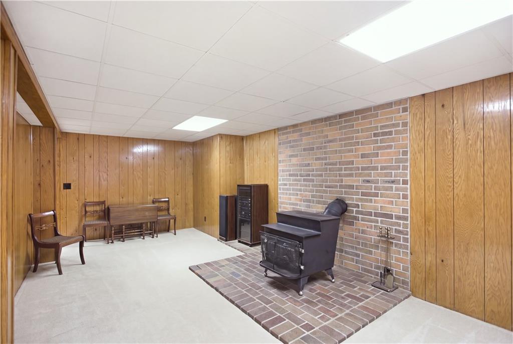 28140 Hospital Drive Property Photo 30