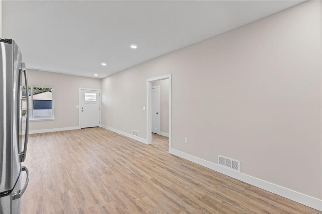 919 5th Street Terrace Property Photo 12