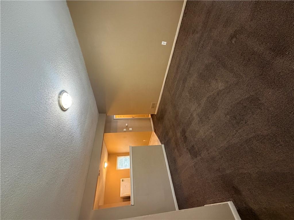 300 Jackson Avenue Property Photo 17