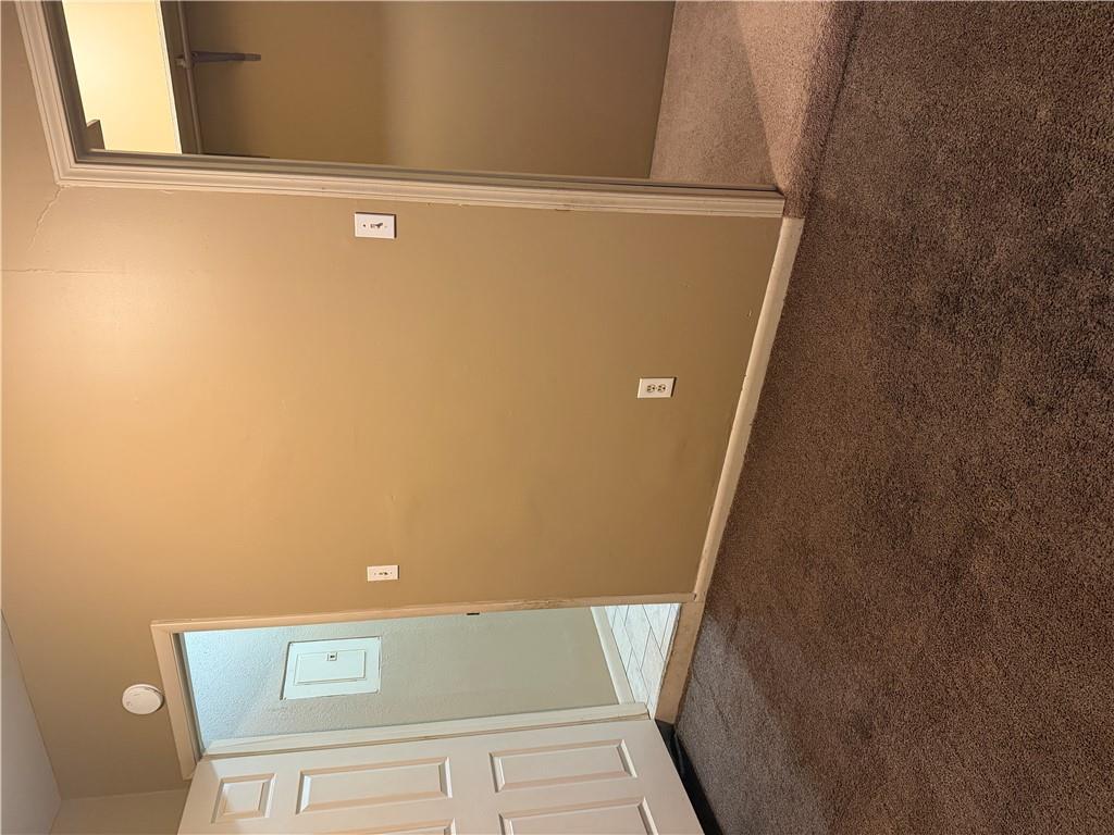 300 Jackson Avenue Property Photo 21