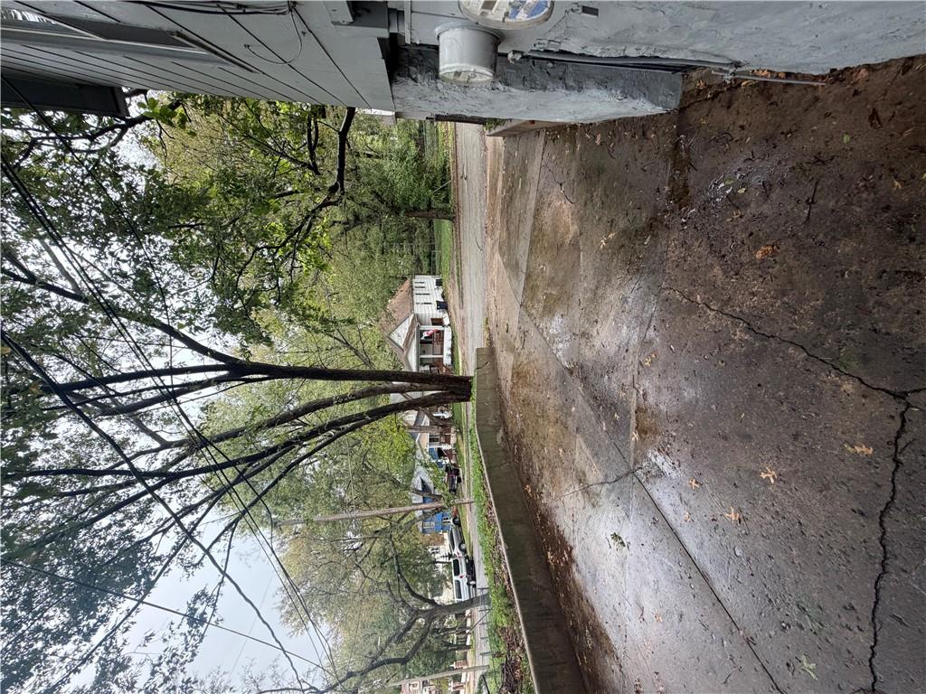 300 Jackson Avenue Property Photo 23