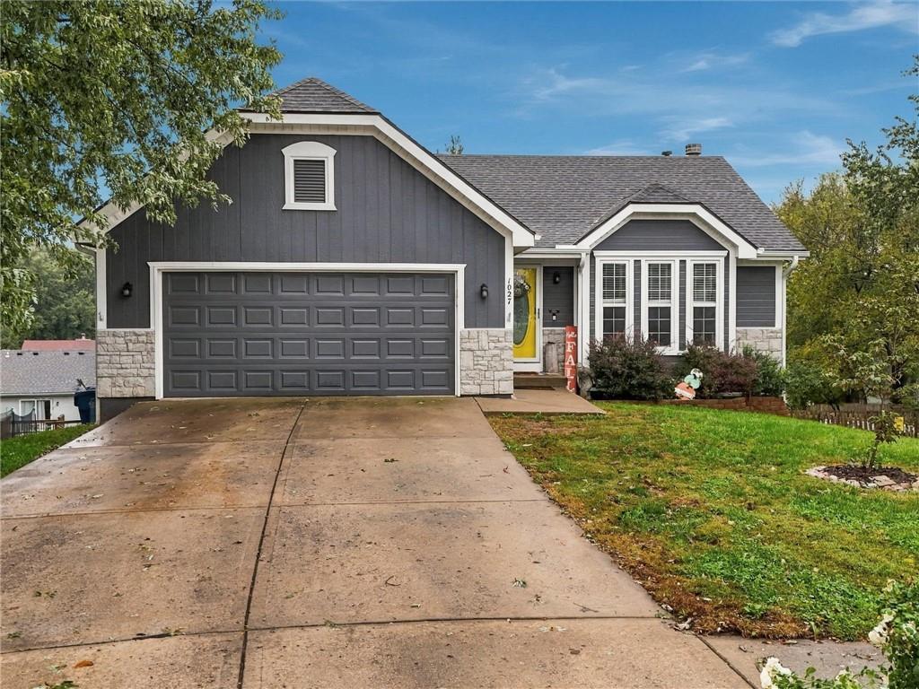 1027 Swallow Court Property Photo 1