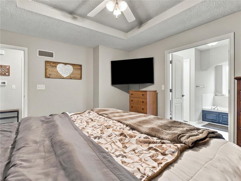 1027 Swallow Court Property Photo 14
