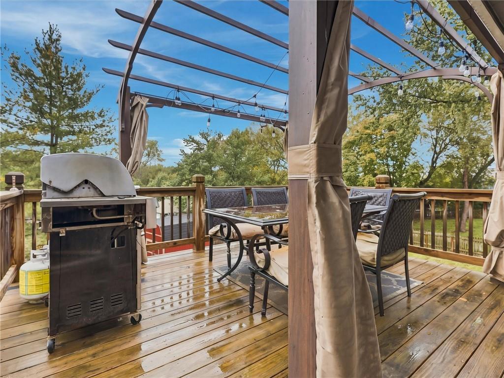 1027 Swallow Court Property Photo 24