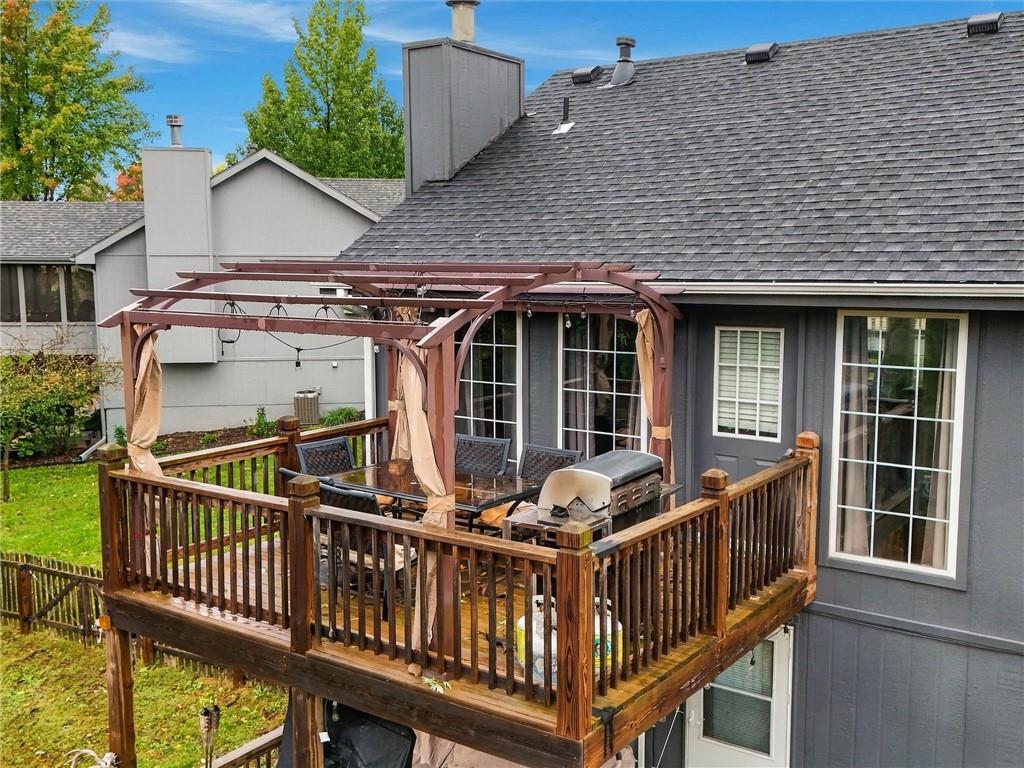 1027 Swallow Court Property Photo 28