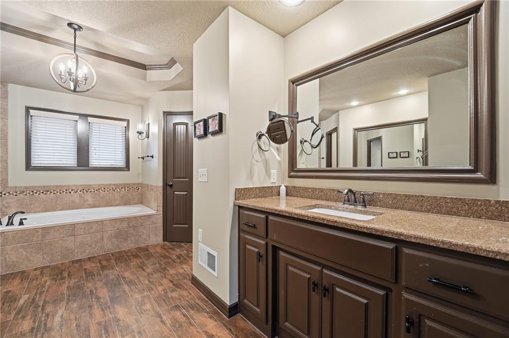 320 Nw Thoreau Circle Property Photo 43