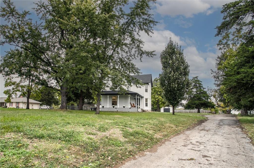 24050 W 55th Street Property Photo 2