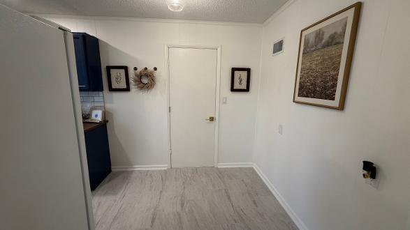 9410 Palmer Avenue Property Photo 8