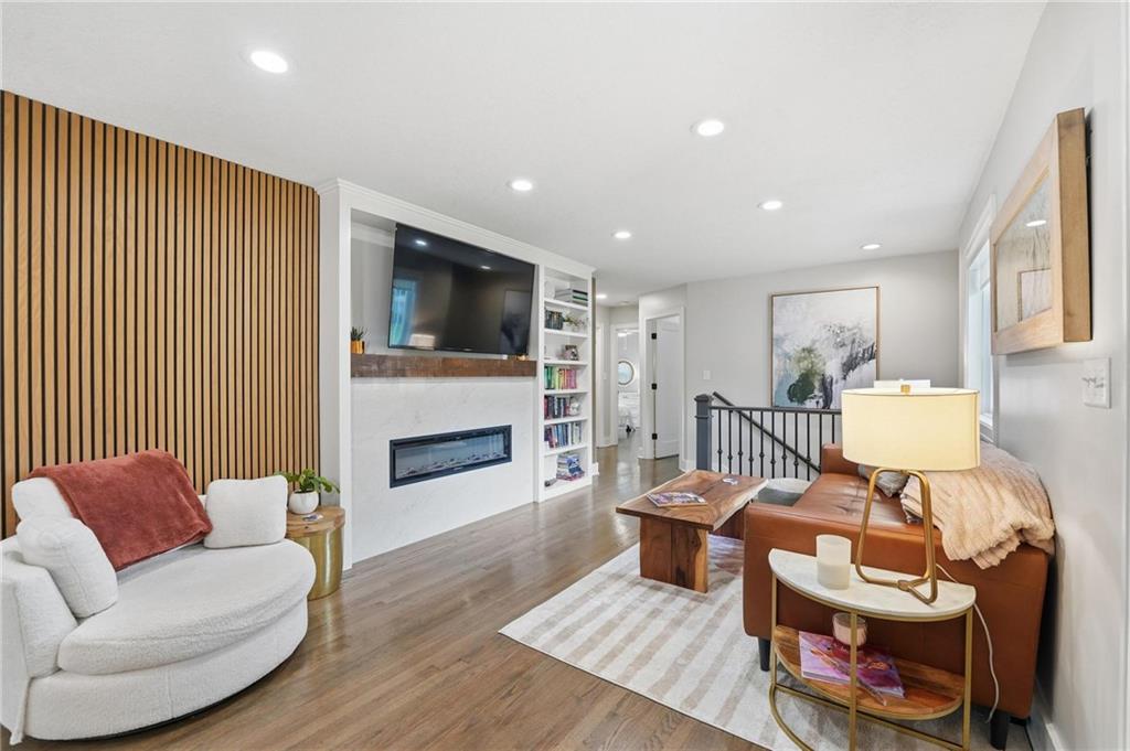 5927 Mission Road Property Photo 3