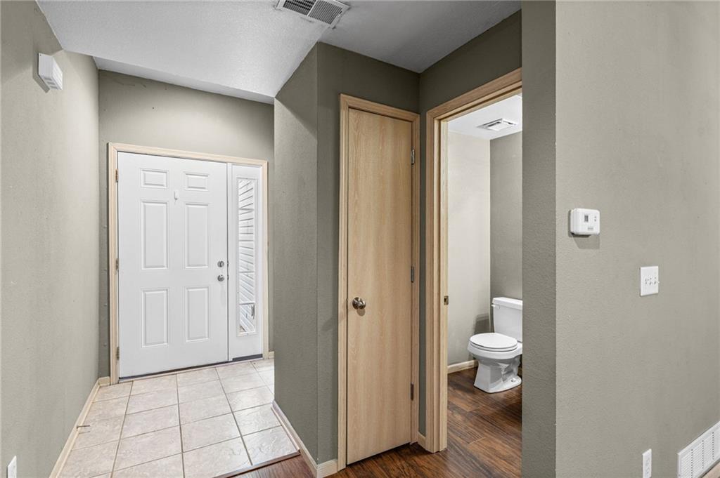 1623 Sw Mission Road Property Photo 3