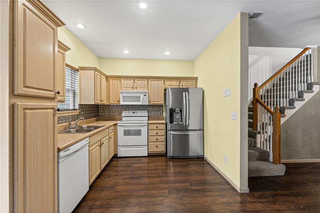 1623 Sw Mission Road Property Photo 14