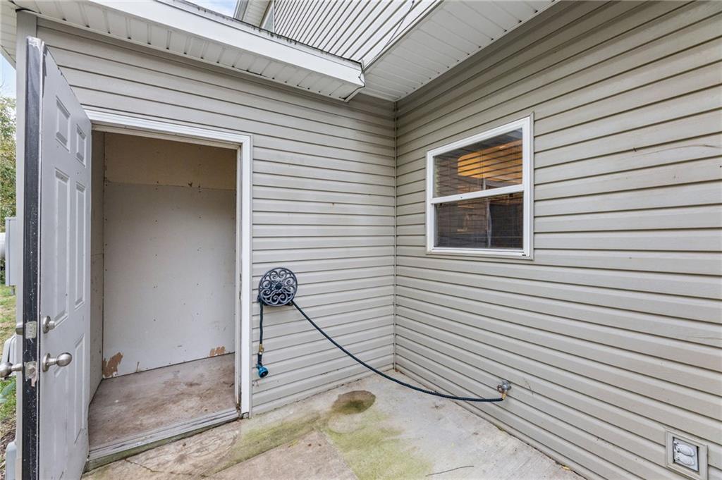 1623 Sw Mission Road Property Photo 31